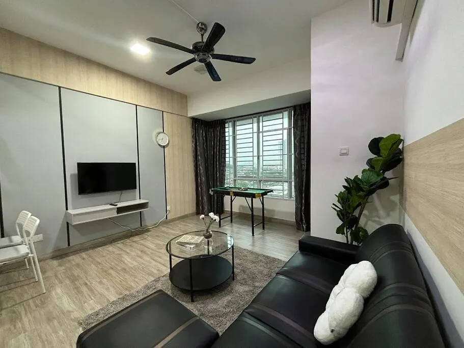 Mount Austin #Akademik Suite Modern Style 1-3Pax Johor Bahru 0*,  Malajzia