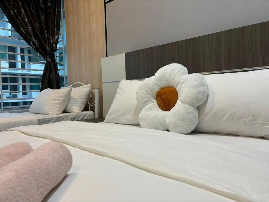 Mount Austin #Akademik Suite Modern Style 1-3Pax Johor Bahru